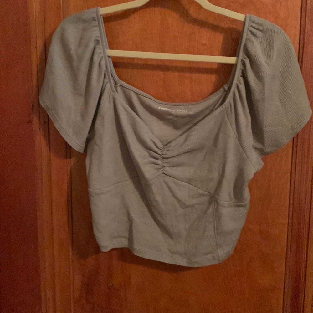 American Eagle crop top L